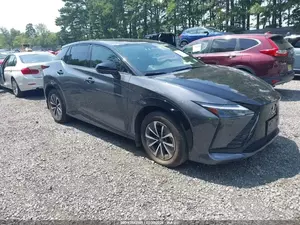 Lexus RZ