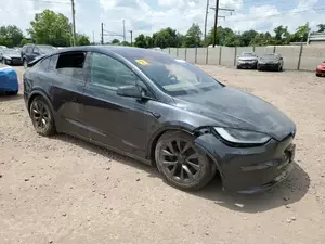 Tesla X 2024